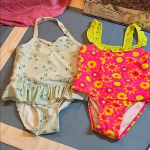 Girls size 4 swimsuit lot, 2 swimsuits, 081603